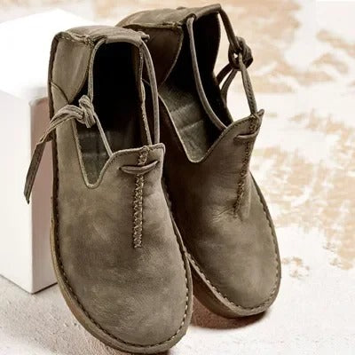 Bottines Médiévales Élégantes